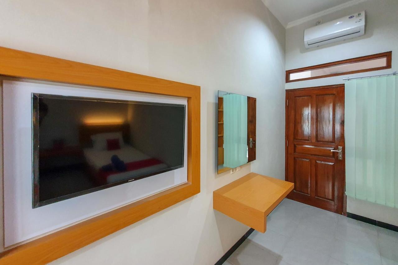 Reddoorz Syariah Near Solo Paragon Mall 2 Bonorejo Exterior foto
