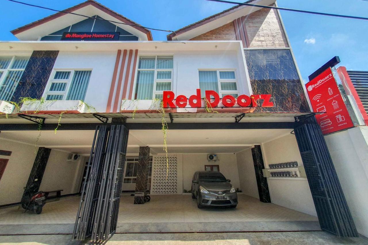 Reddoorz Syariah Near Solo Paragon Mall 2 Bonorejo Exterior foto